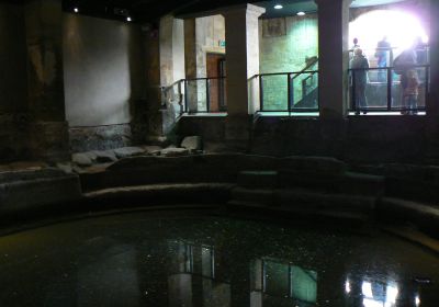 Un interno delle terme Romane di Bath.