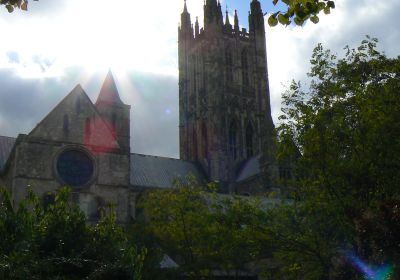 L'esterno della Cattedrale di Canterbury