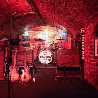 Il Cavern Club, il locale notturno al numero 10 di Mathew Street dove suonavano i Beatles. credit: shutterstock©Claudio Divizia