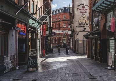 Vista sulla famosa Mathew Street, il luogo dei Beatles a Liverpool credit: shutterstock©valeriiaarnaud