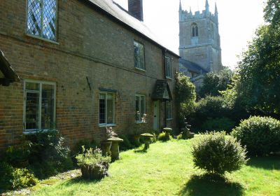 Il villaggio di Avebury