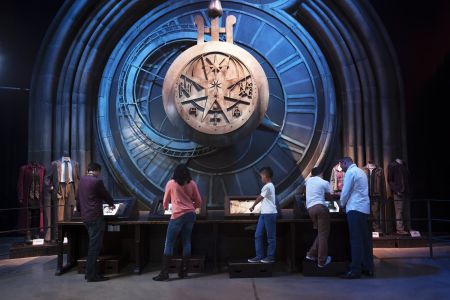 Warner Bros Studios: Mix Big Room Clock